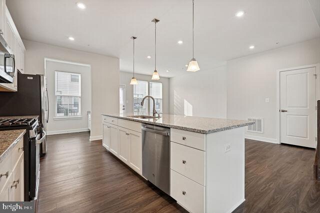 Building Photo - 2715 Evansgreen Dr