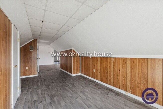 Building Photo - 322 Euclid Ave