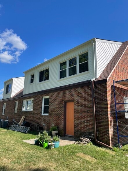 Rear of propeerty - 711 7th Ave