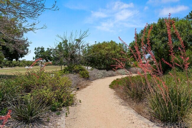 Building Photo - 13582 Hyacinth Hills Way