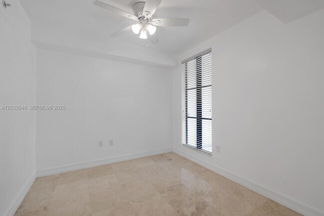 Building Photo - 1650 Galiano St