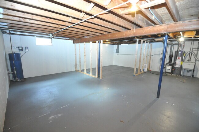 Building Photo - 24111 64th Pl