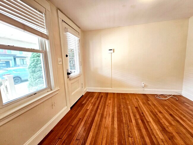 Building Photo - 11 Keefe Ave