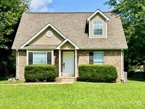 Building Photo - 3421 Oak Lawn Dr