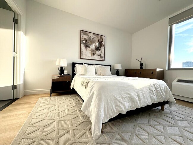 Building Photo - 1745 Broadway