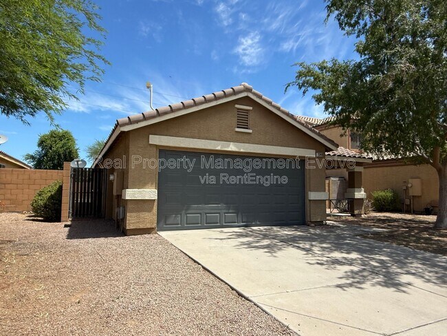 Building Photo - 2340 E Derringer Way