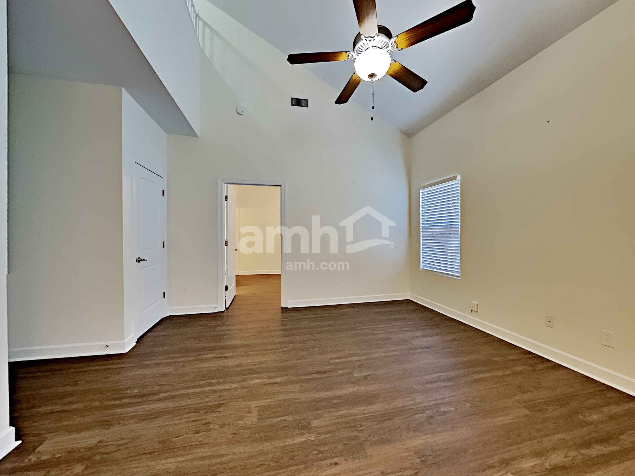 Building Photo - 4870 Beryl Dr