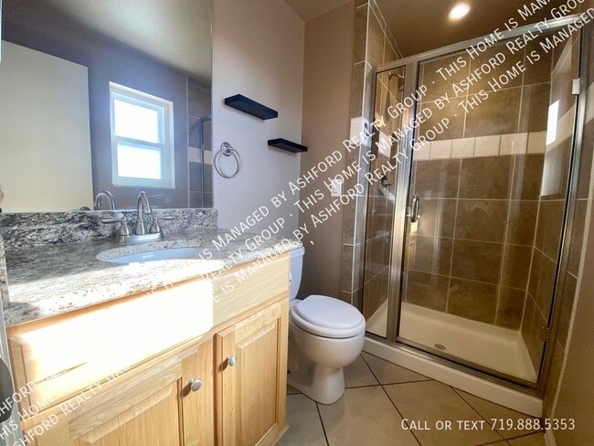 Building Photo - 8001 Horizon Dr