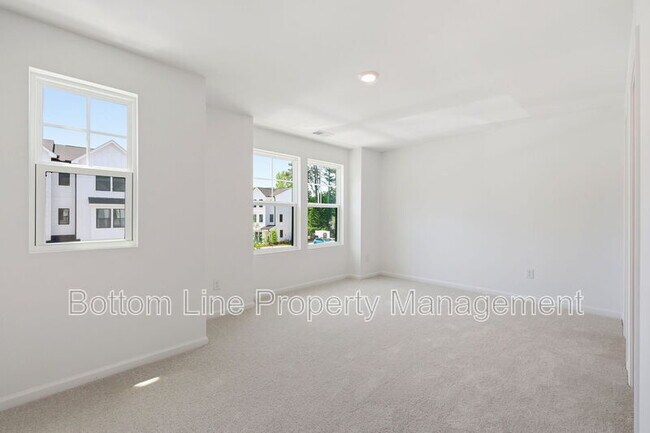 Building Photo - 2308 Oakwood Mdws Ct