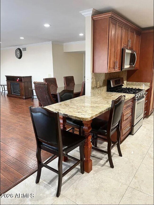 Building Photo - 6767 N 7th St