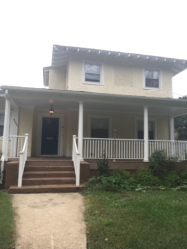 Building Photo - 4066 Forest Hill Ave