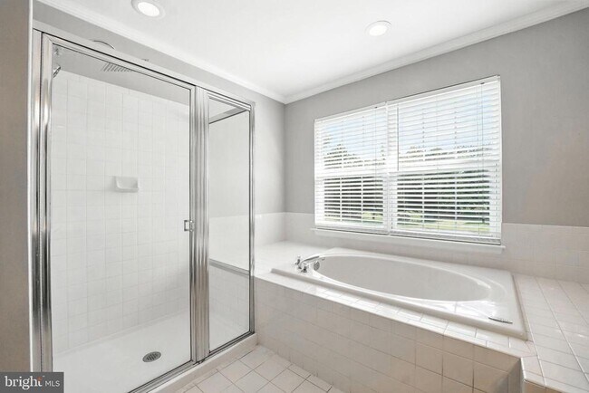 Building Photo - 14504 Kestral Ct