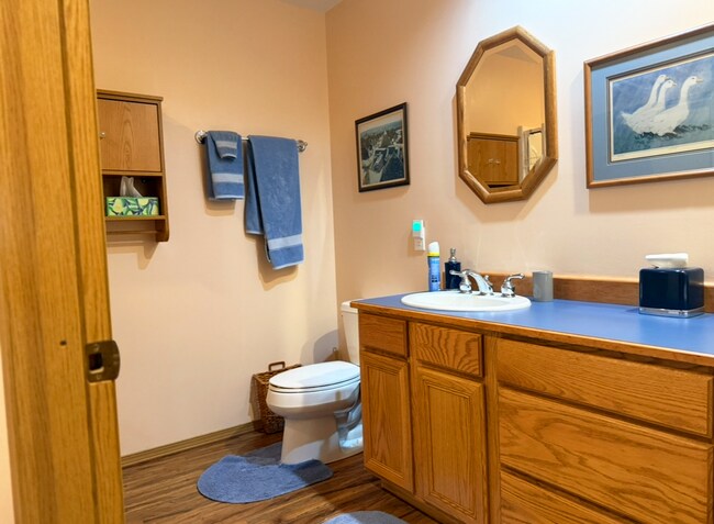 Building Photo - Private Bigfork Home