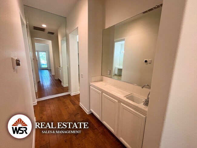 Building Photo - Beautifully upgraded LARGE home with a pool and basketball court in Mockingbird Canyon!