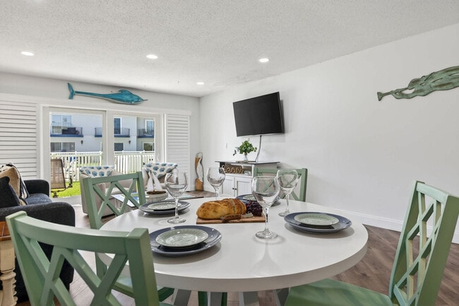 Building Photo - 2750 Ocean Shore Blvd