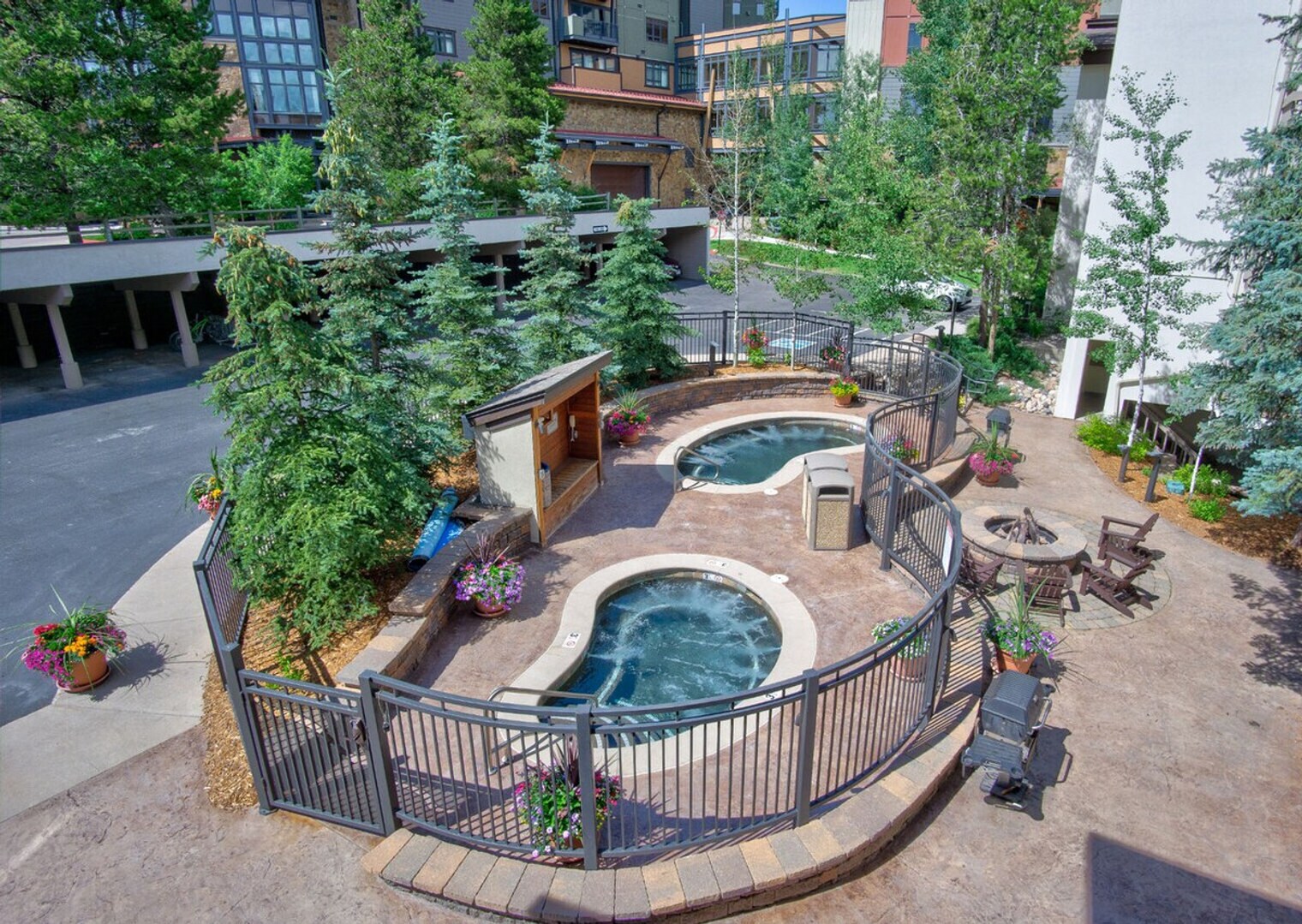 Building Photo - 2250 Apres Ski Way