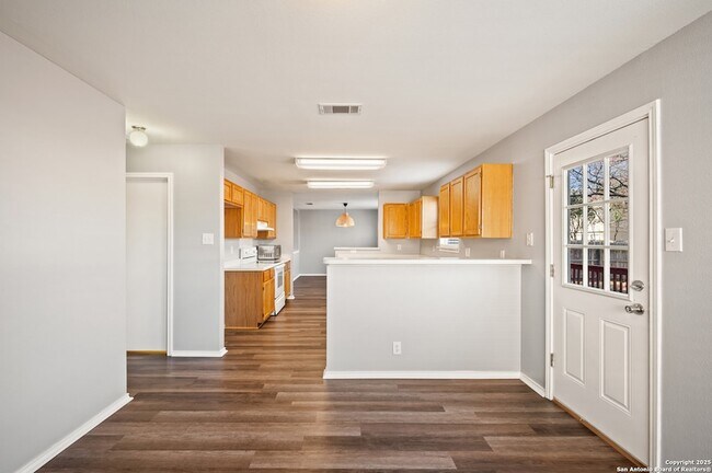 Building Photo - 11723 Shotgun Way