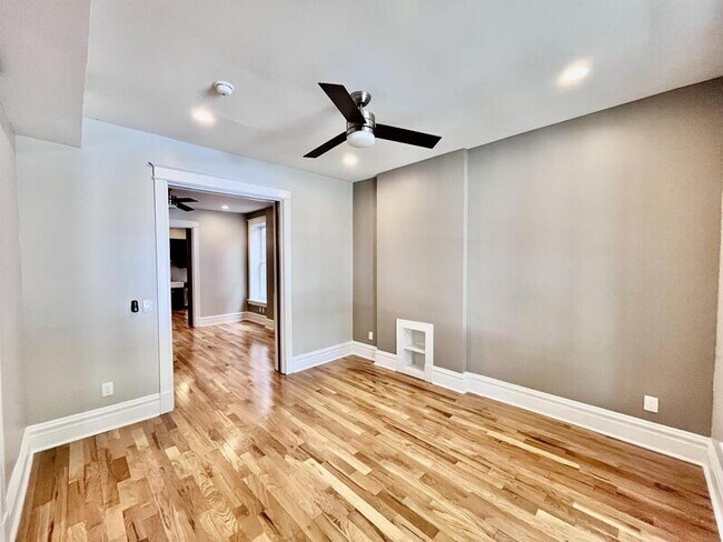 Building Photo - 3008 Cherokee St