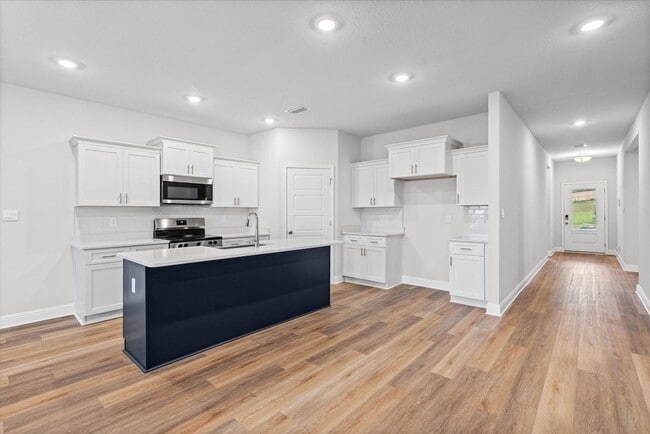 Building Photo - 7307 Hawkins Mnr