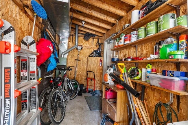 Building Photo - 1138 Devlin Ct