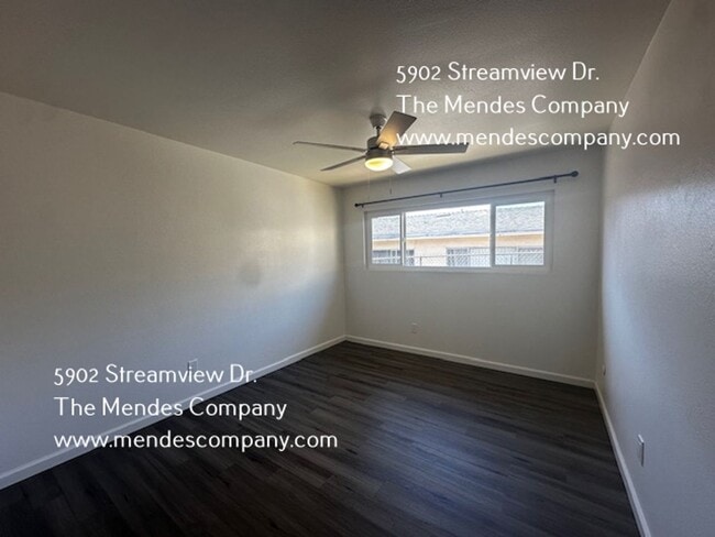 Building Photo - 5902 Streamview Dr