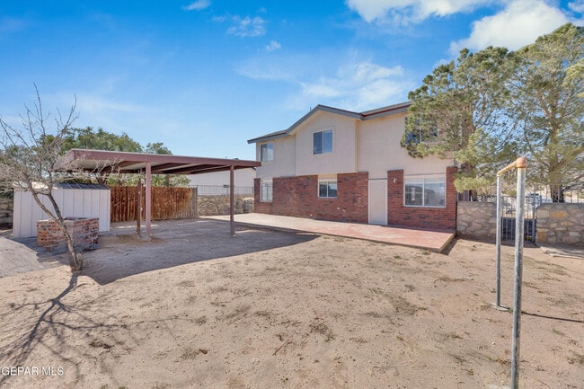 Building Photo - 11330 Loma Del Sol Dr