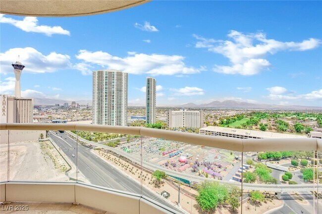 Building Photo - 2777 Paradise Rd