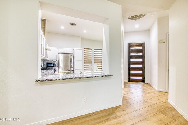 Building Photo - 12217 Sitting Bull Dr