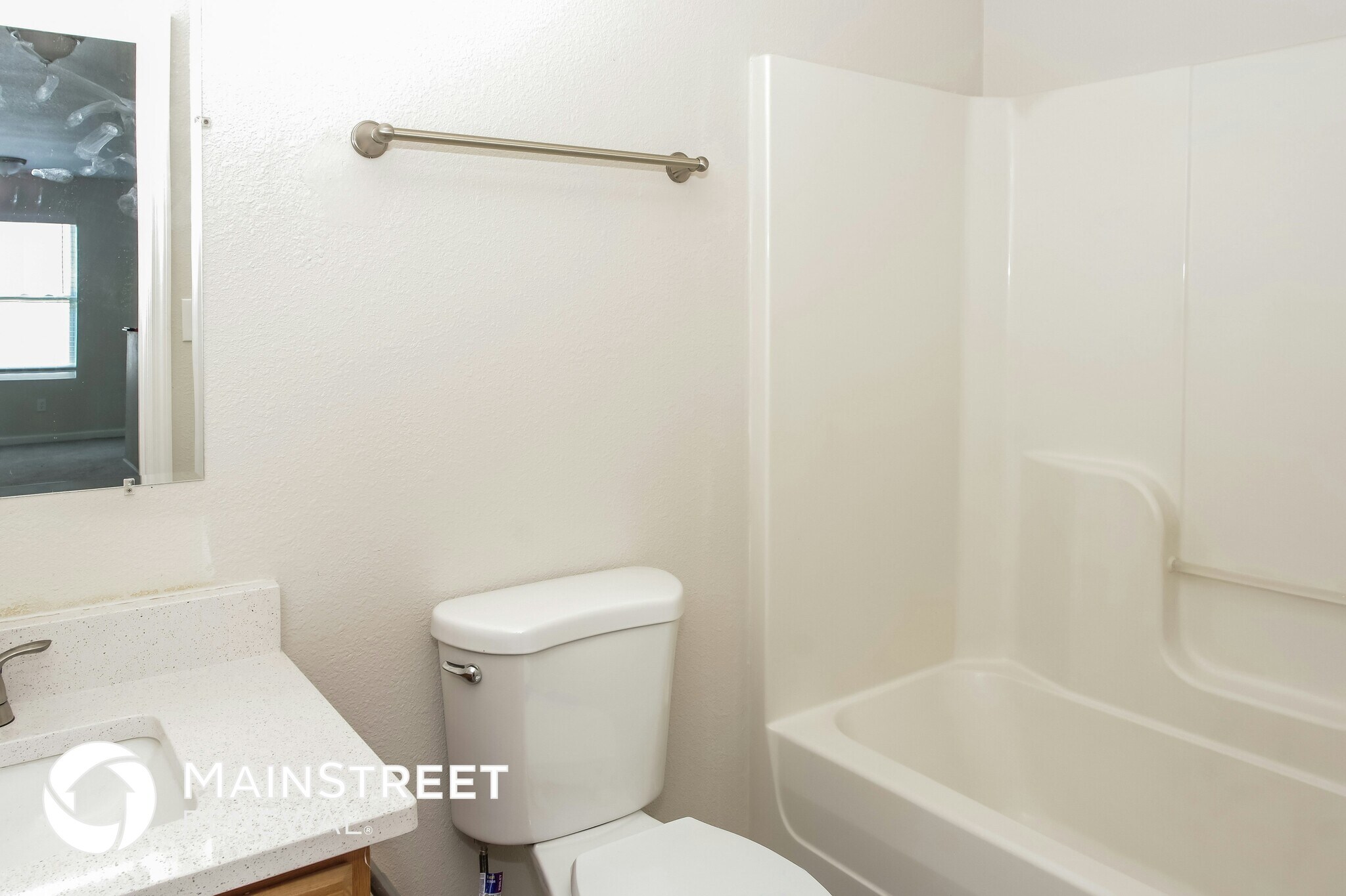 Building Photo - 129 Elmhurst Dr