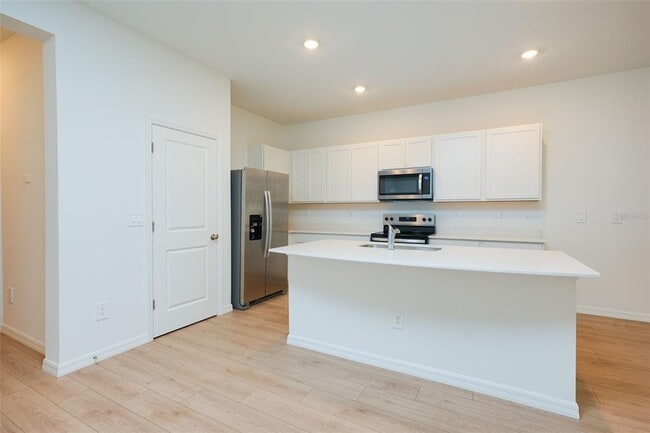 Building Photo - 11194 Treasure Swale Wy