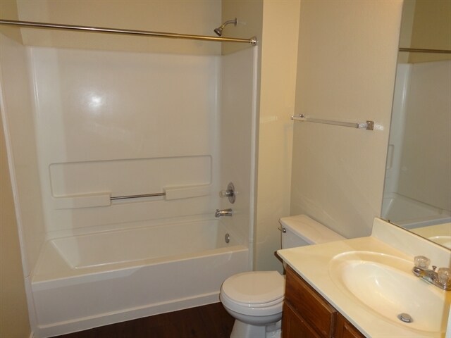 Building Photo - 1212 Afghan Path