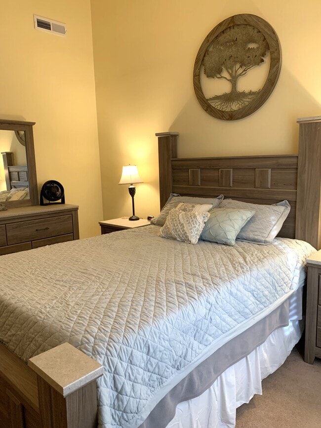 Building Photo - 3700 Golf Colony Ln