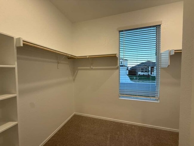 Building Photo - 17704 Sage Thrasher Dr