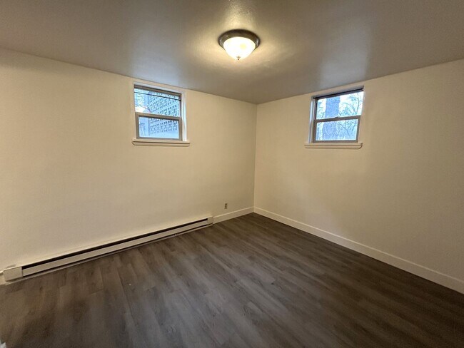 Building Photo - Unbeatable Value in Old Town Fort Collins!