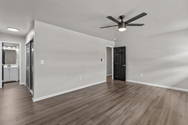 Building Photo - 1408 Quiet Ct
