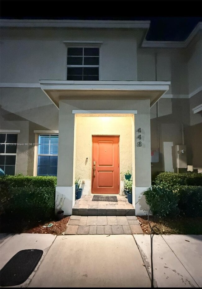 Primary Photo - 448 NE 5th St