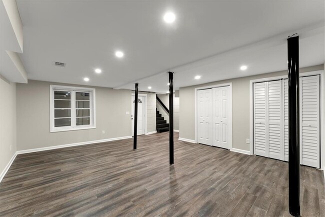 Building Photo - 3524 Brookfield Ln