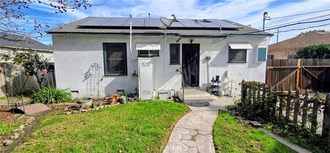 Building Photo - 10551 Karmont Ave