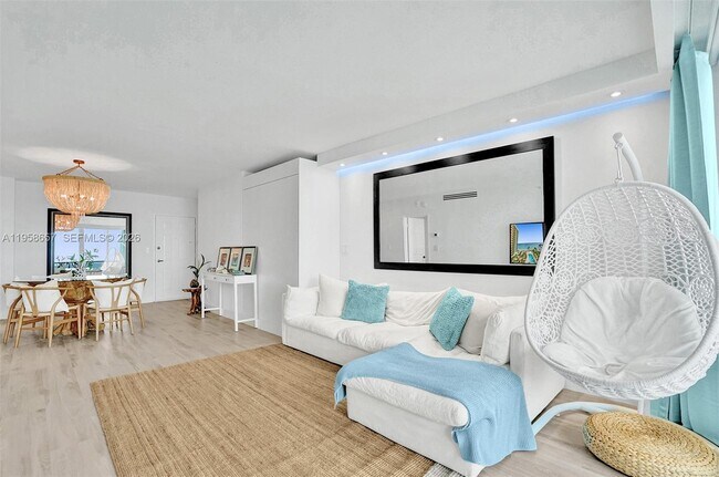 Building Photo - 2501 S Ocean Dr