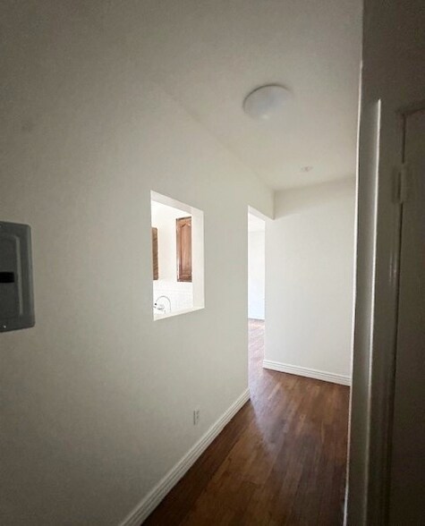 Building Photo - 7964 Fountain Ave