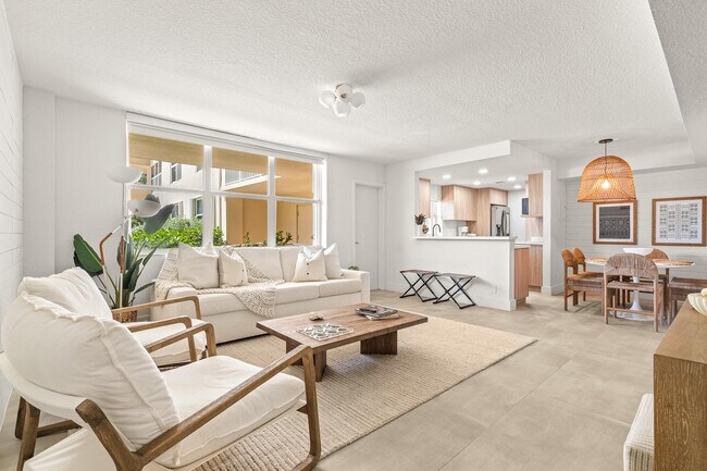 Building Photo - 5200 N Ocean Blvd