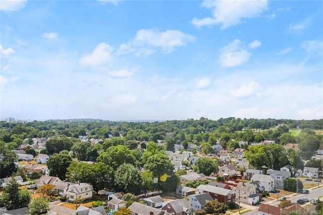 Building Photo - 2625 Park Ave