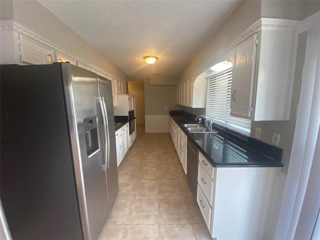 Building Photo - 4915 Chilton Dr