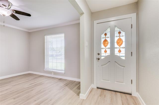 Building Photo - 2020 Normandy Dr