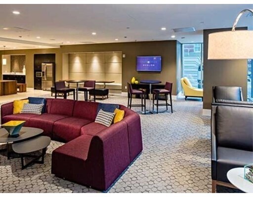 Building Photo - 88 Exeter St