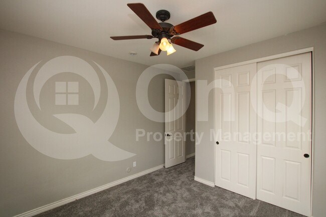 Building Photo - 19134 E Lark Dr