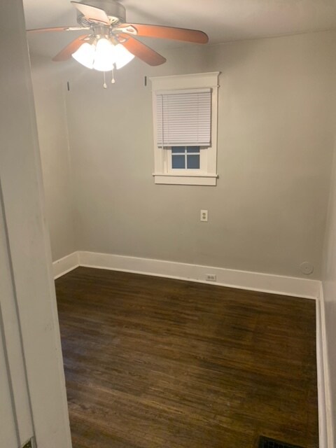 Building Photo - 2413 Emmett Ave