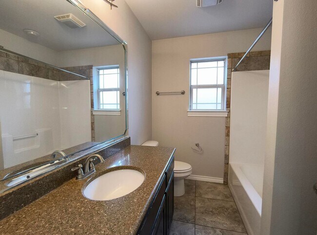 Building Photo - Elegant 3 bedroom, 2 bath home 4 minutes from Goodfellow AFB AVAILABLE NOW!