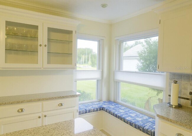 Building Photo - 10906 W Cove Harbor Dr