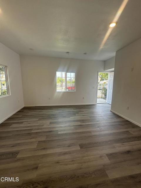 Building Photo - 1441 N Carmelita Ave
